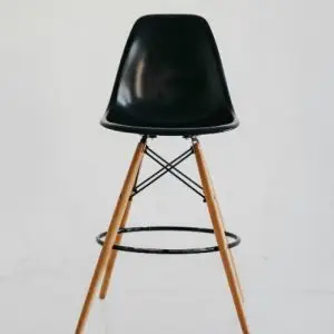 Home armchair black in wood 1